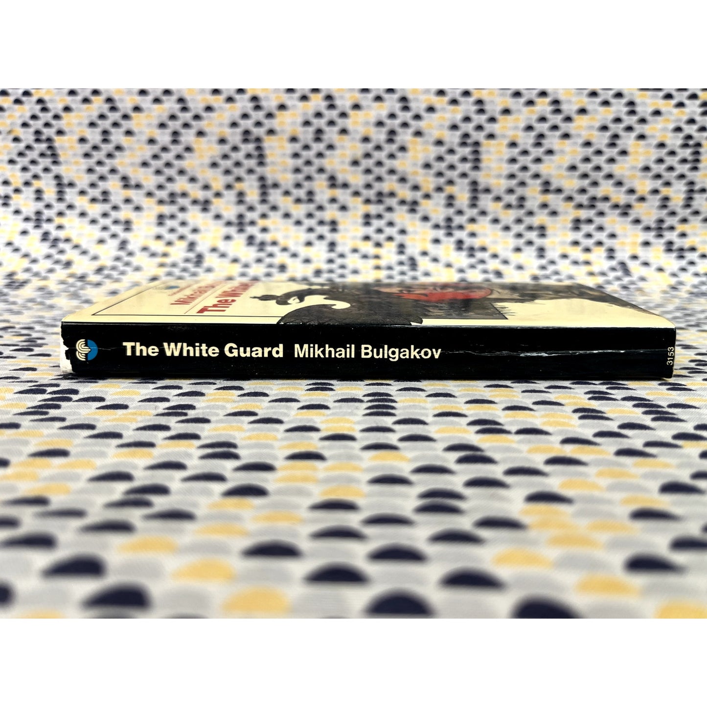 The White Guard - Mikhail Bulgakov - Fontana - Paperback