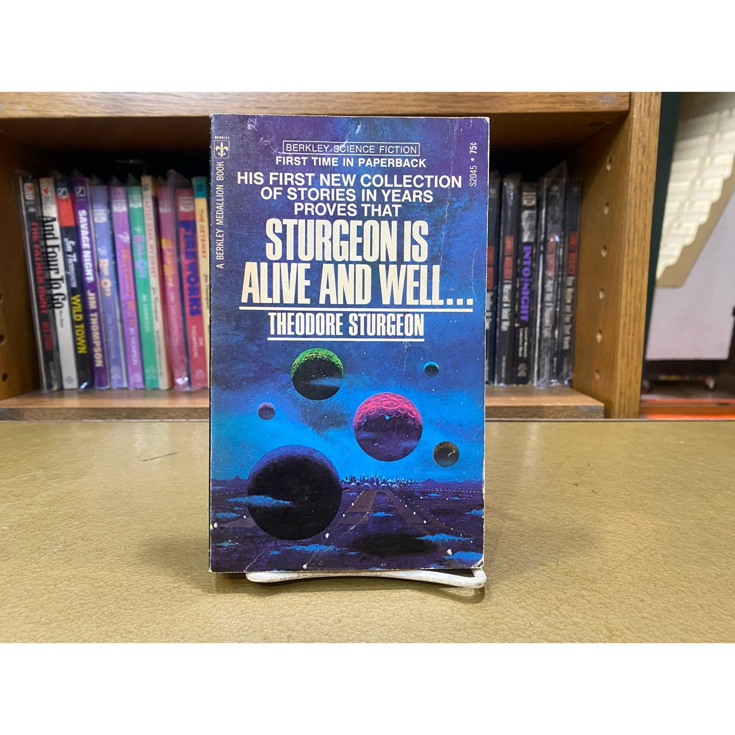 Theodore Sturgeon - Sturgeon is Alive and Well - Berkley Medallion- Paperback