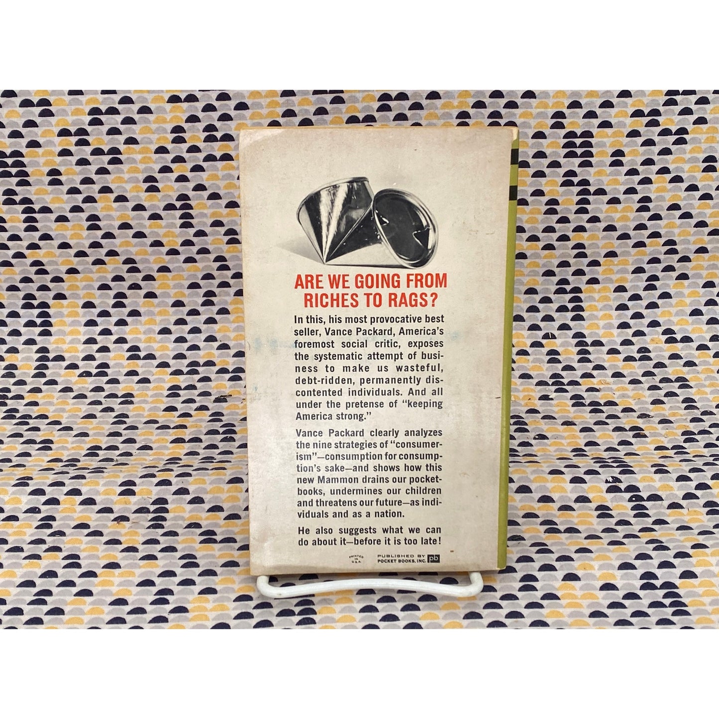 The Waste Makers- Philosophy and Practices of Deliberate Waste - Vance Packard - Vintage Paperback Book - 60 cent Cardinal Edition