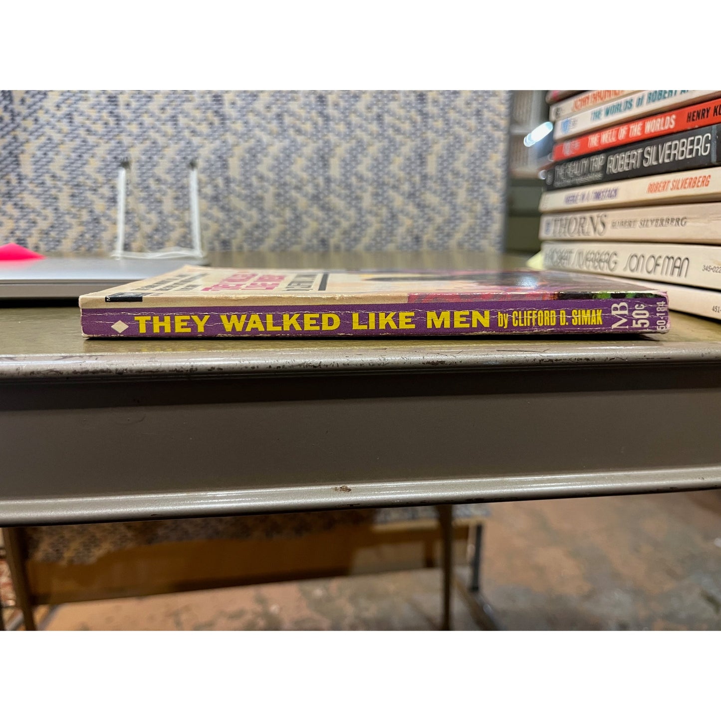 They Walked Like Men - Clifford D. Simak - Macfadden Books - Paperback