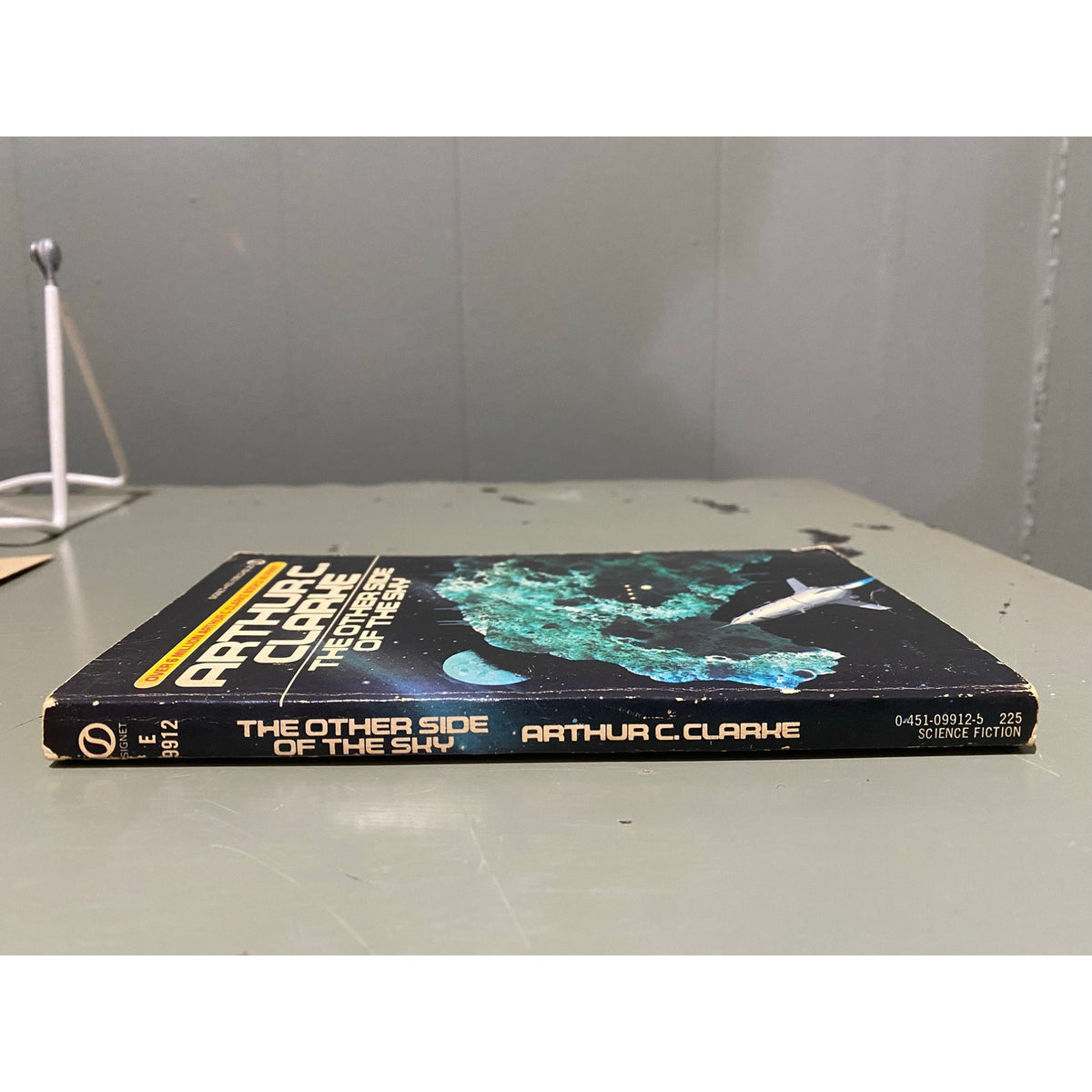 The Other Side of the Sky - Arthur C. Clarke - Signet - Vincent Di Fate cover - Paperback