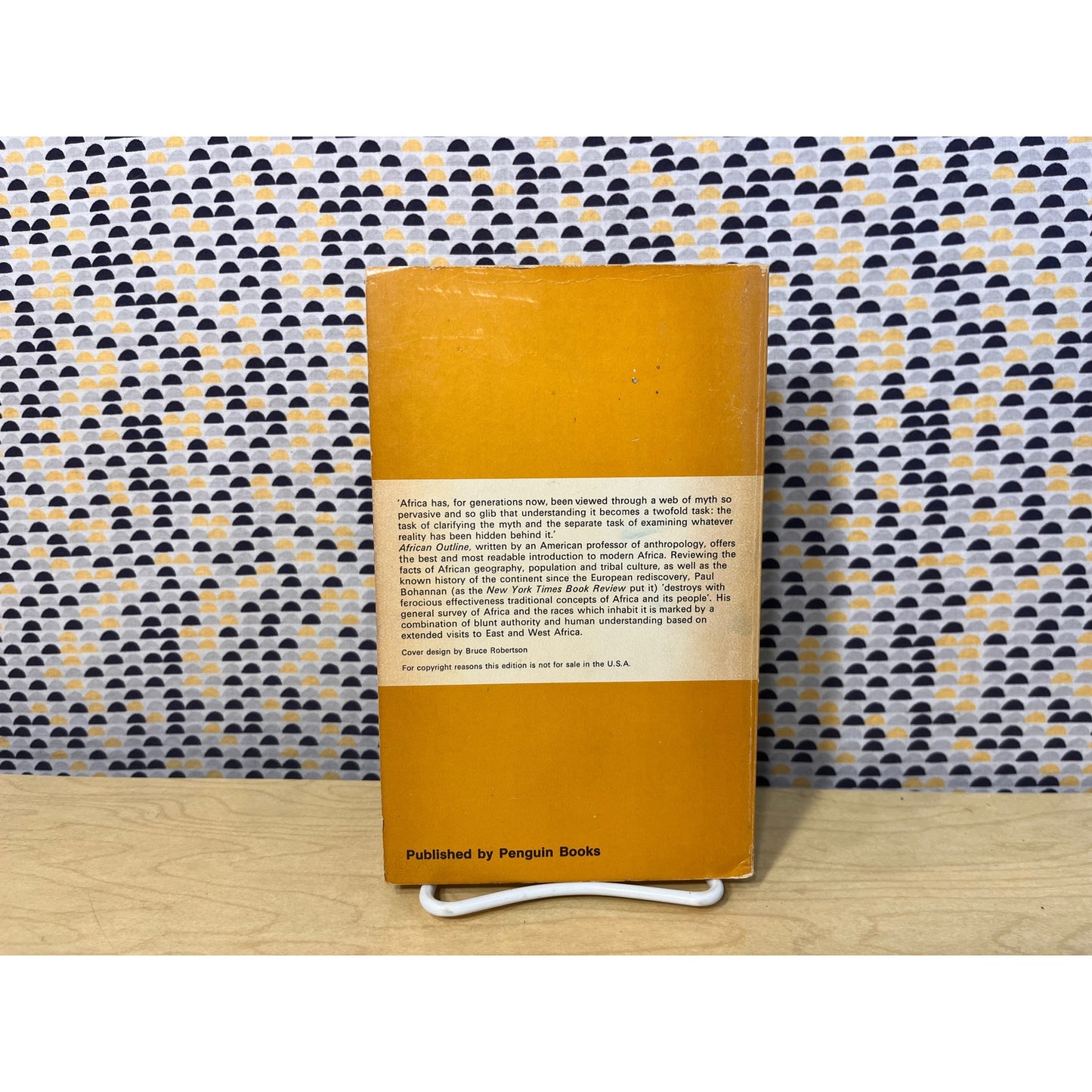 African Outline - Paul Bohannan - Penguin African Library