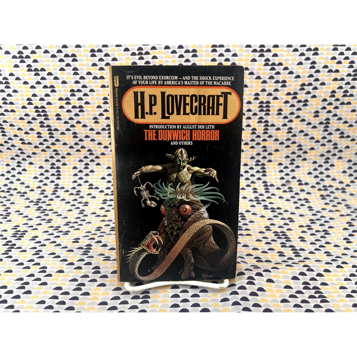 H.P. Lovecraft - The Dunwich Horror - Intro by August Derleth - Vintage Paperback Book - Jove Edition