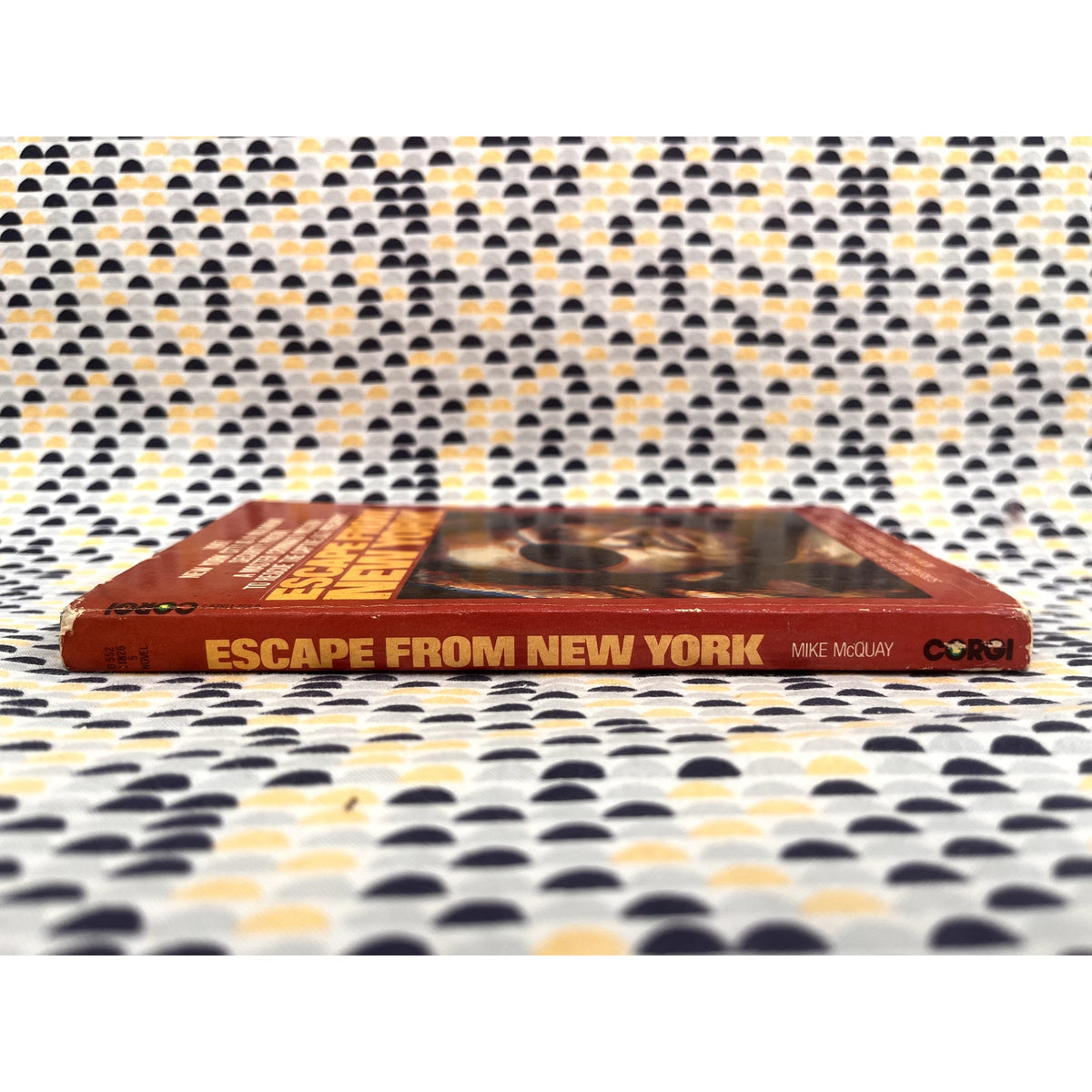 Escape From New York - Mike McQuay - Corgi Books - Paperback