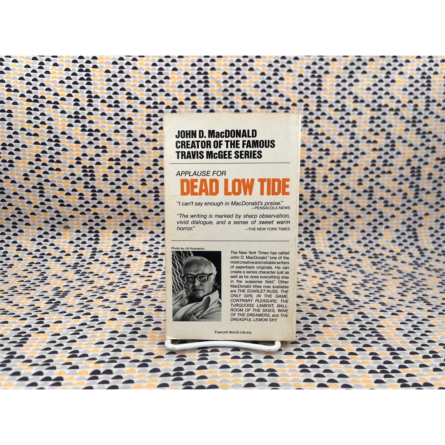 Dead Low Tide - John D. MacDonald - Fawcett Gold Medal - Paperback