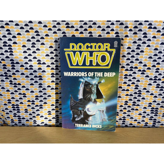 Doctor Who - Warriors of the Deep - Terrance Dicks - Vintage Paperback - Target Books