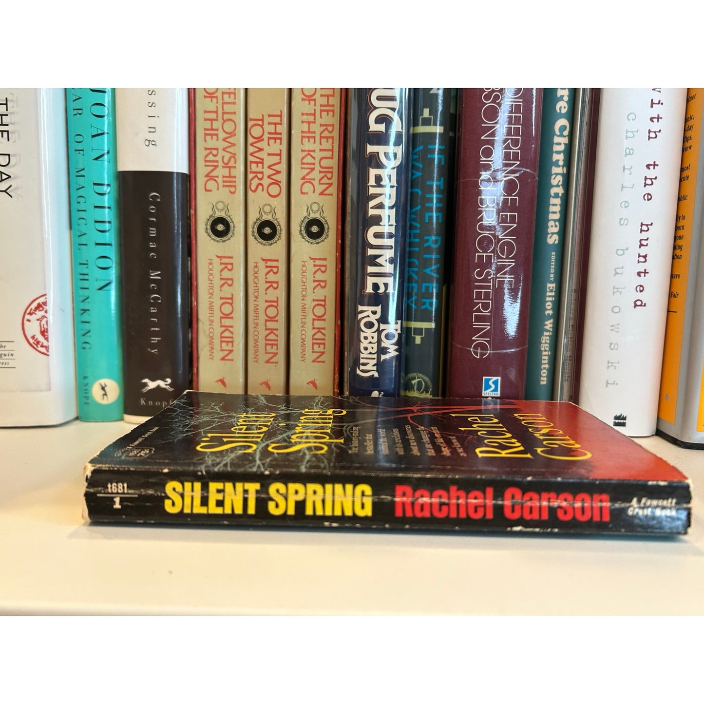 Silent Spring - Rachel Carson - Vintage Paperback Book - Fawcett Crest Edition