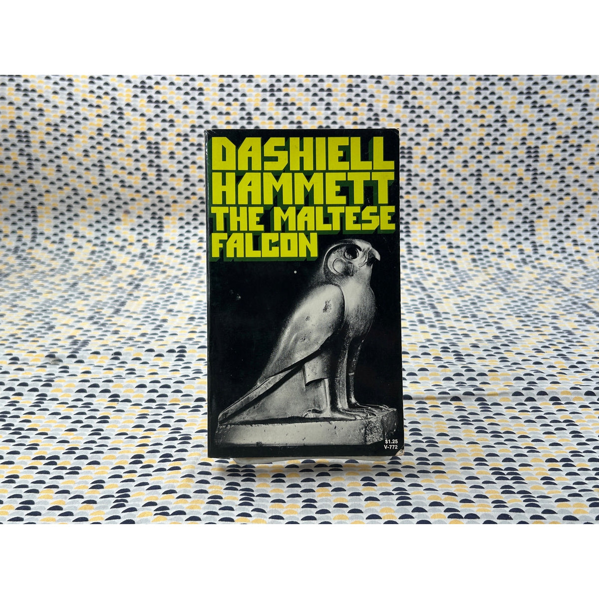 The Maltese Falcon - Dashiell Hammett - Vintage Paperback Book