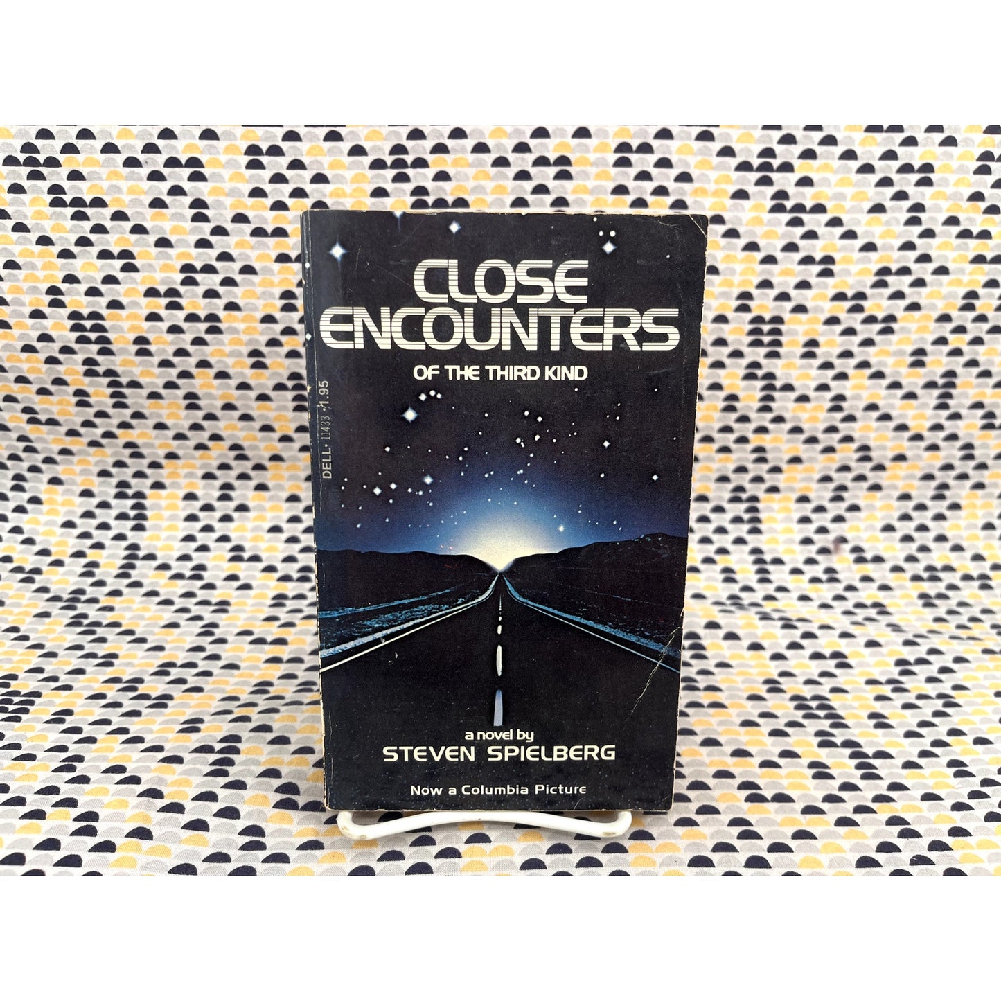 Close Encounters of the Third Kind - Steven Spielberg - Dell Books - Movie Novelization Movie Tie-In Edition