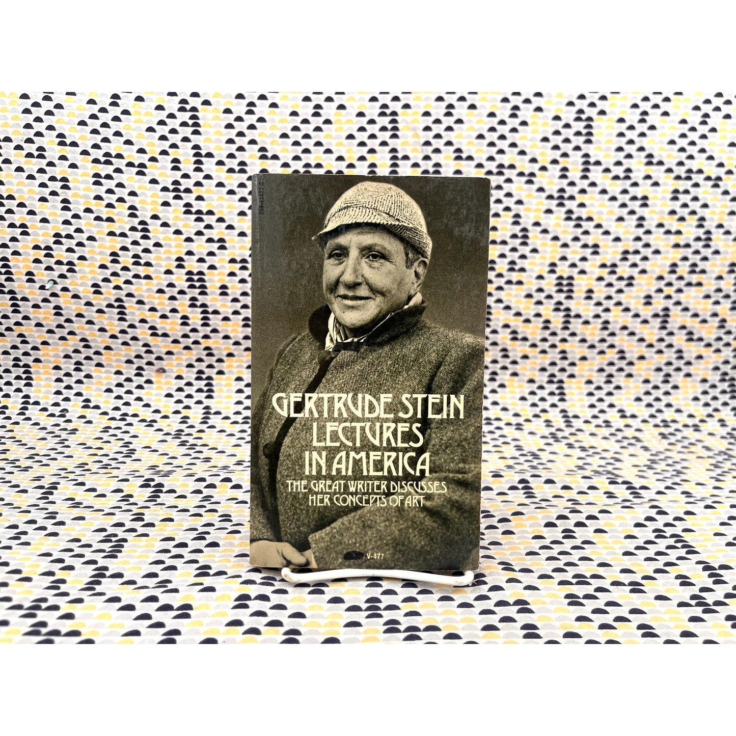 Gertrude Stein - Lectures in America - The great Writer Discusses Her Concepts of Art - Vintage Paperback Book