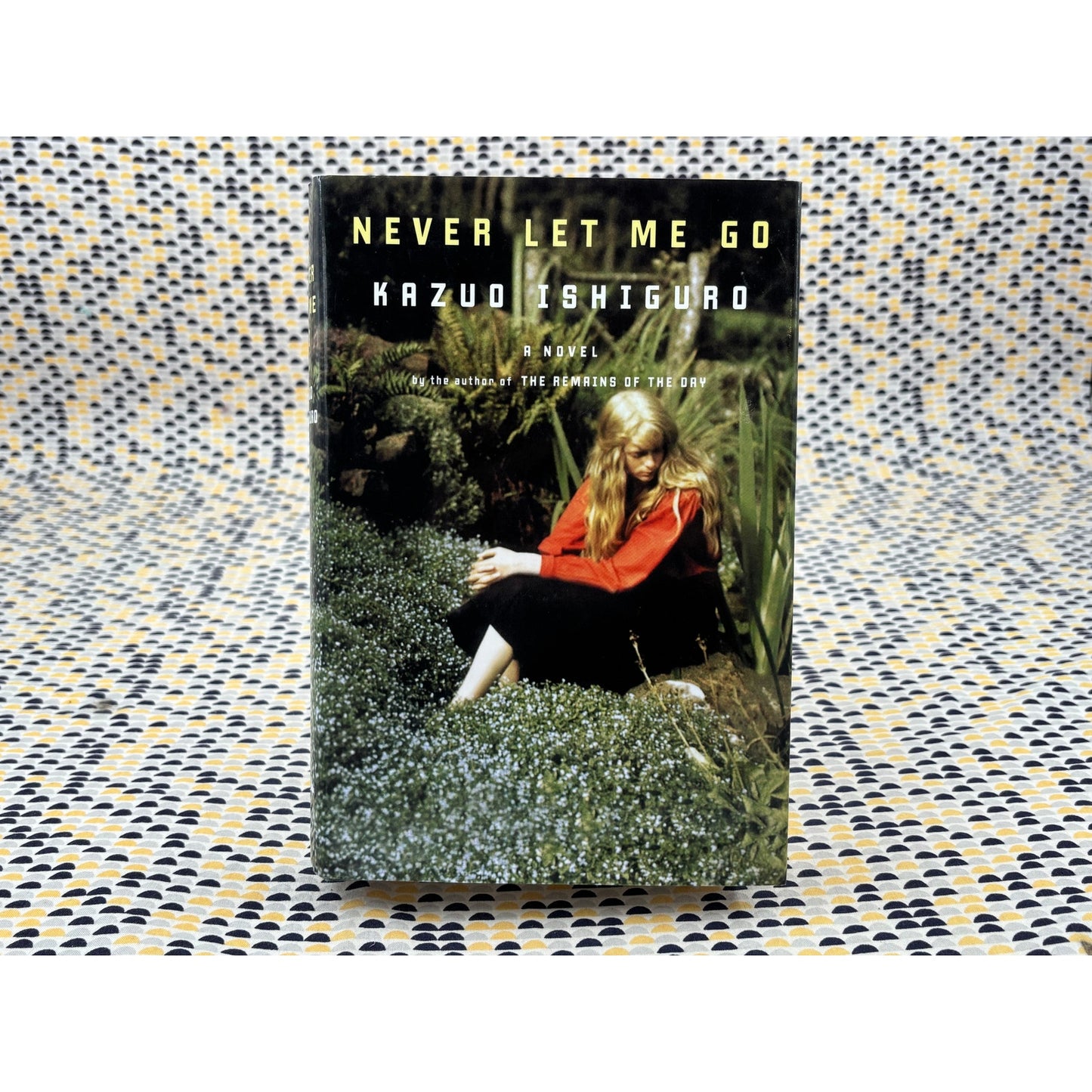 Never Let Me Go - Kazuo Ishiguro - Knopf - Hardcover - 1st Edition 1st Print
