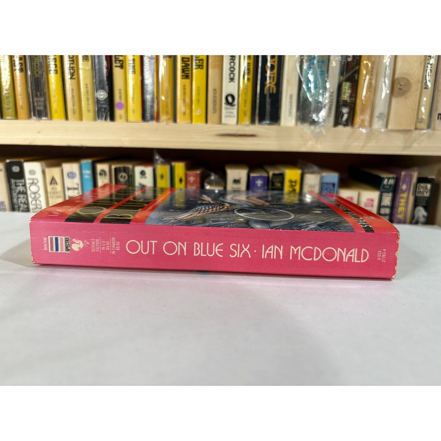 Out On Blue Six - Ian McDonald - Bantam - Paperback