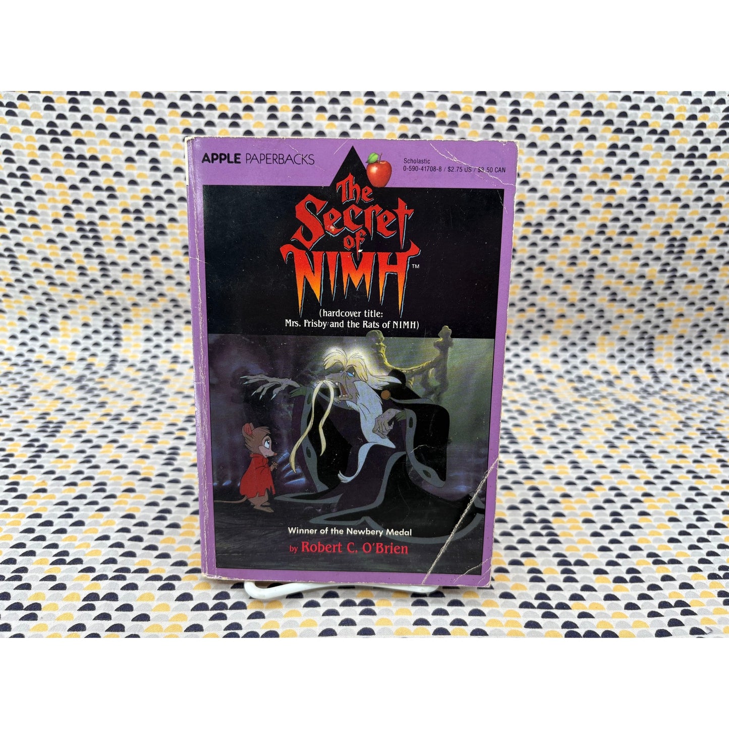 The Secret Of The Nimh - Robert C. O'Brien - Apple Paperbacks - Paperback