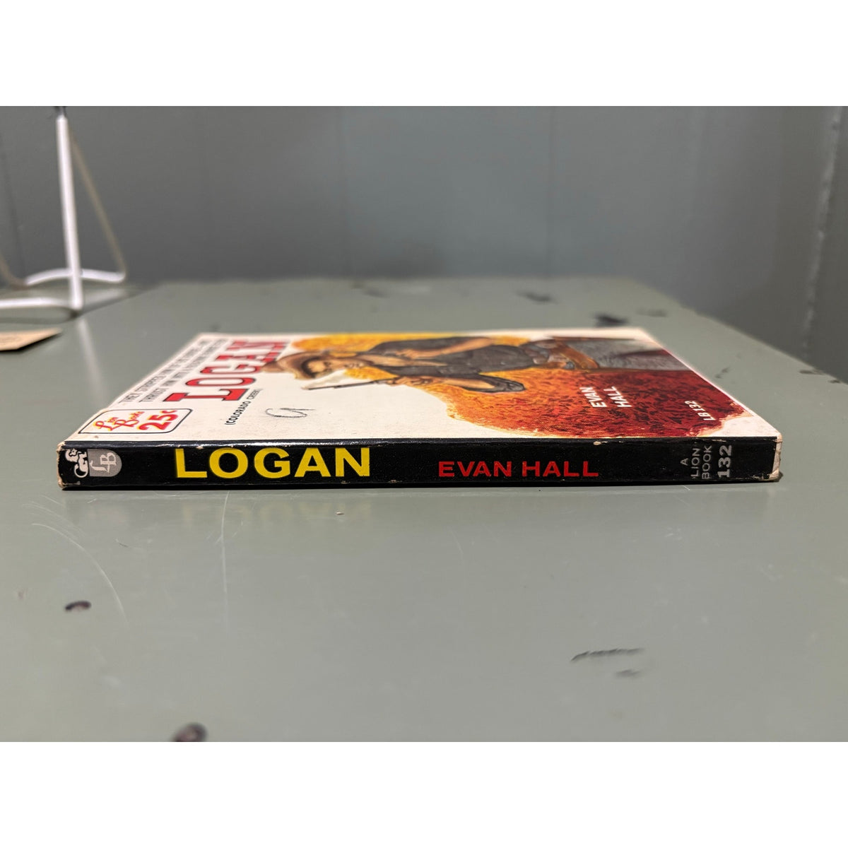 Logan - Evan Hall - Lion 132 - Vintage Paperbacks