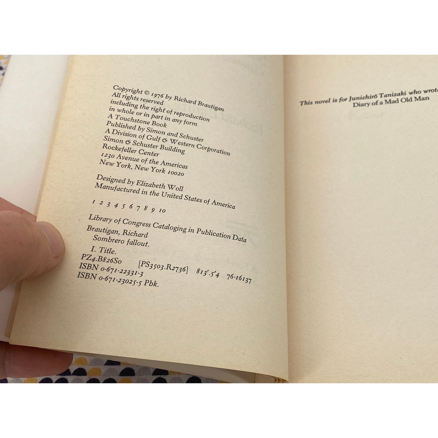 Sombrero Fallout: A Japanese Novel - Richard Brautigan - Touchstone Edition