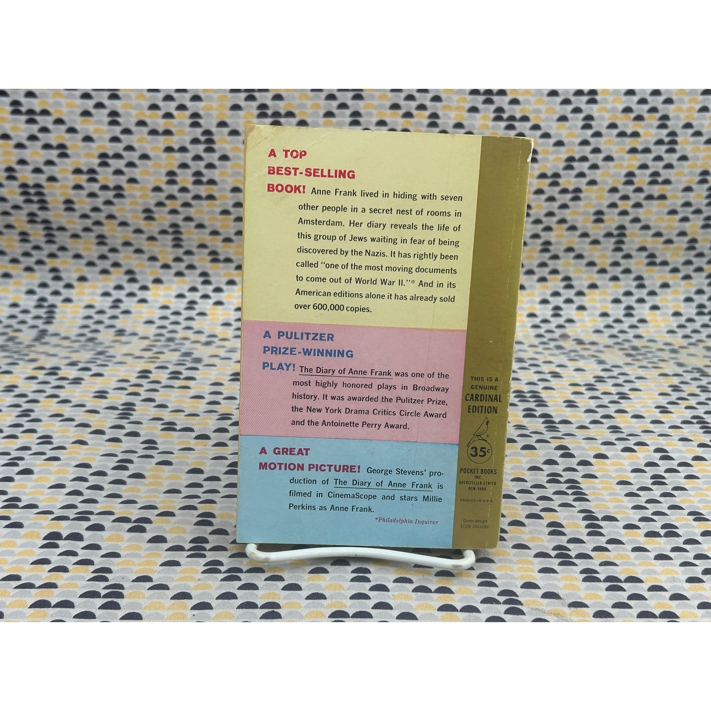 Anne Frank - The Diary of a Young Girl - Scholastic Books Edition