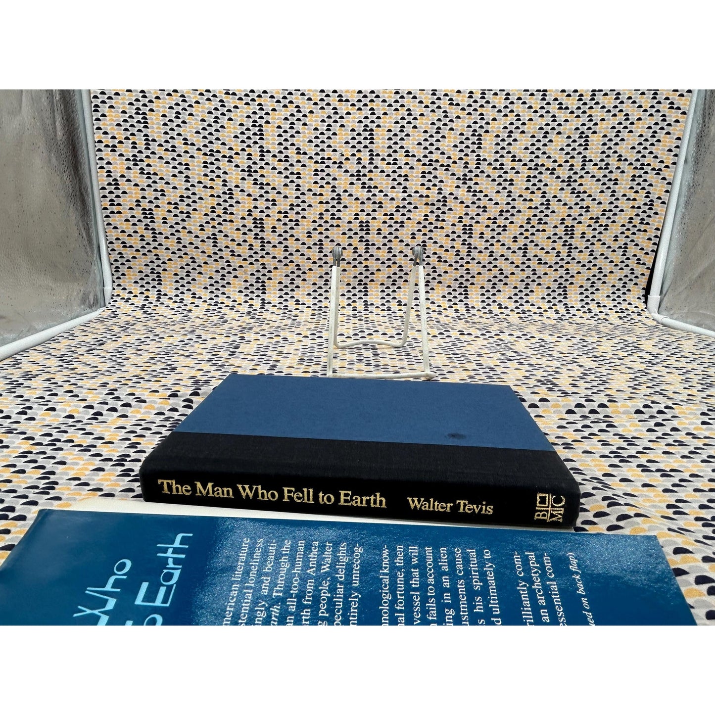 The Man Who Fell to Earth - Walter Tevis - David Bowie - Vintage Hardcover Book - Book of the Month Club Edition