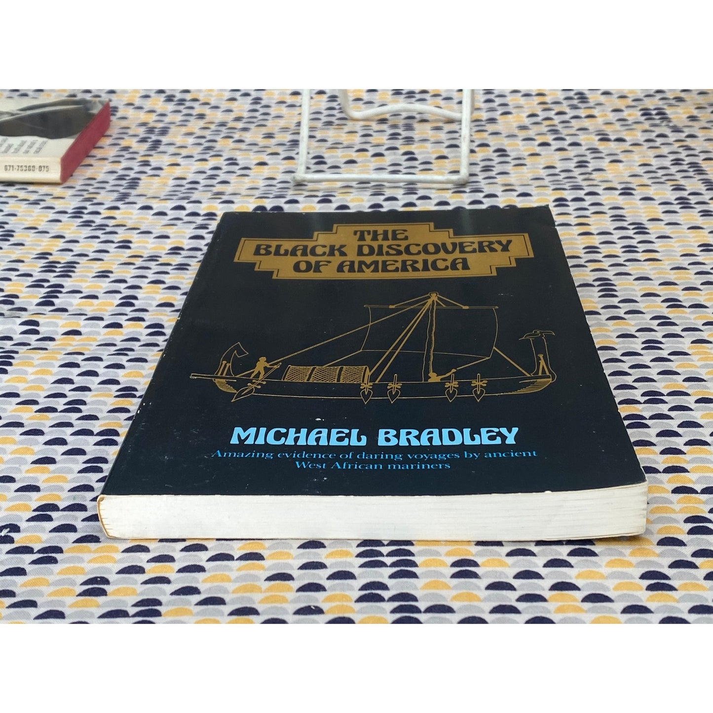 The Black Discovery Of America - Michael Bradley - Vintage Paperback Book