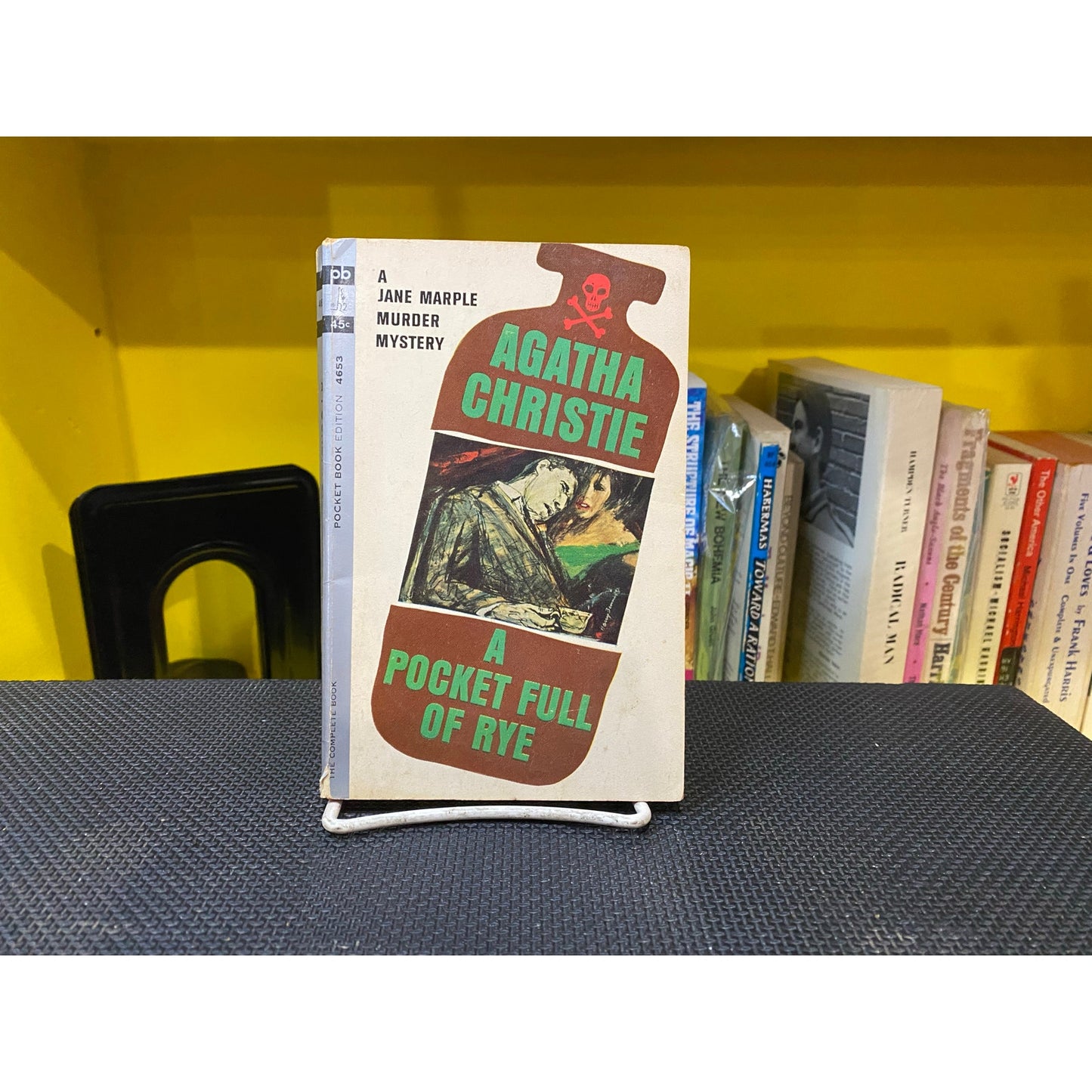 A Pocket Full of Rye - Agatha Christie - Miss Marple - Pocket Books Edition