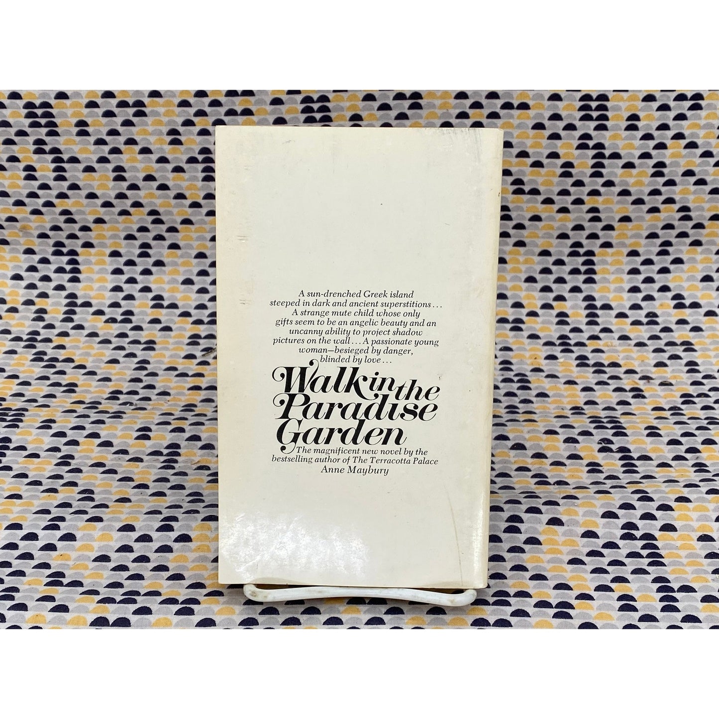 Walk In The Paradise Garden - Anne Maybury - Vintage Paperback Book - Bantam Edition