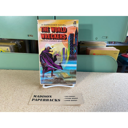 The World Wreckers - Marion Zimmer Bradley - Ace - Freas cover - Darkover