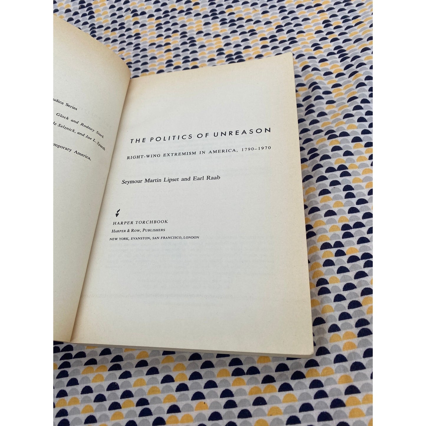 The Politics of Unreason - Right-Wing Extremism in America 1790- Seymour Lipset