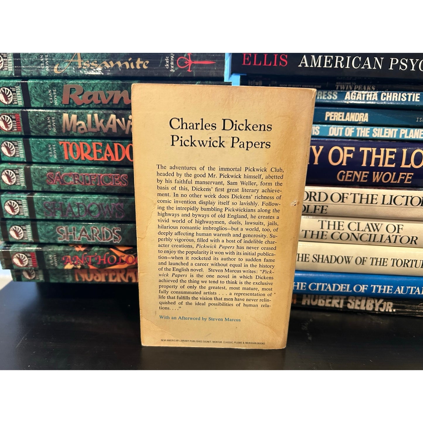 Pickwick Papers - Charles Dickens - Vintage Paperback Book - Signet Classics