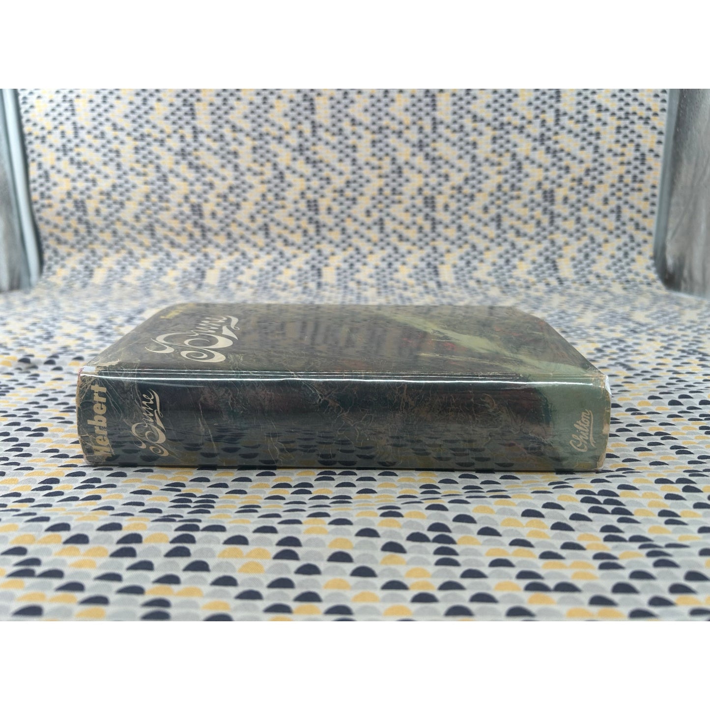 Dune - Frank Herbert - Vintage Hardcover  - Chilton Publishing - 1965 1st Book Club Edition - 47M Gutter