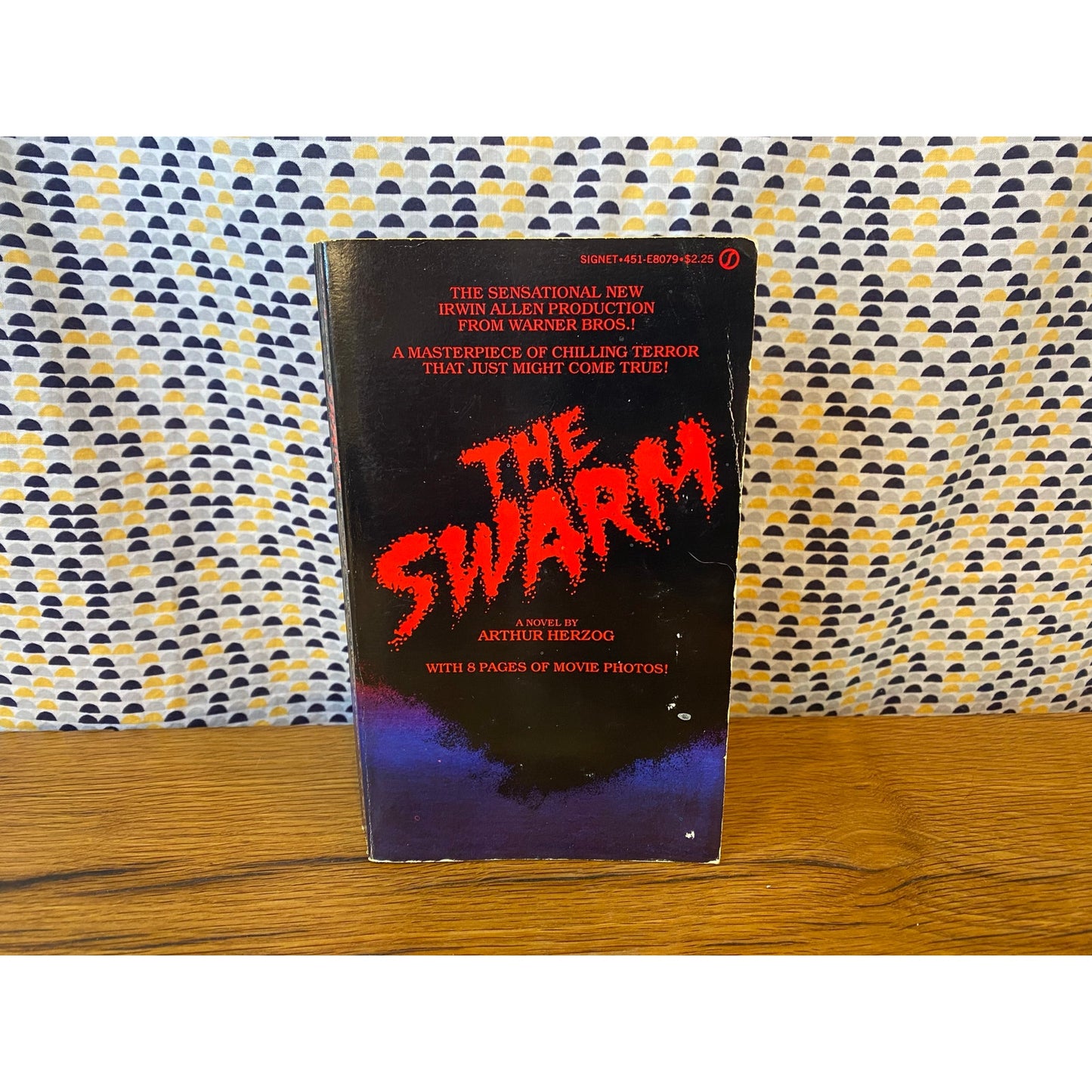 The Swarm - Arthur Herzog - Vintage Paperback Book - Signet Edition