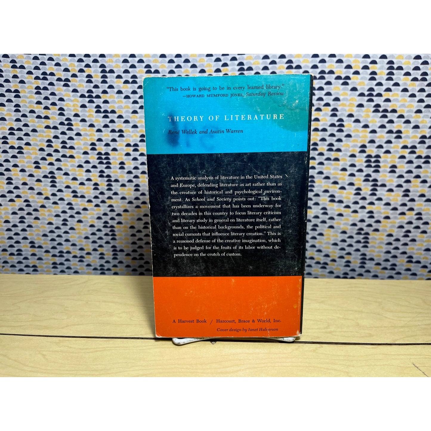 Theory of Literature - Rene Wellek & Austin Warren - Harvest Books - Paperback