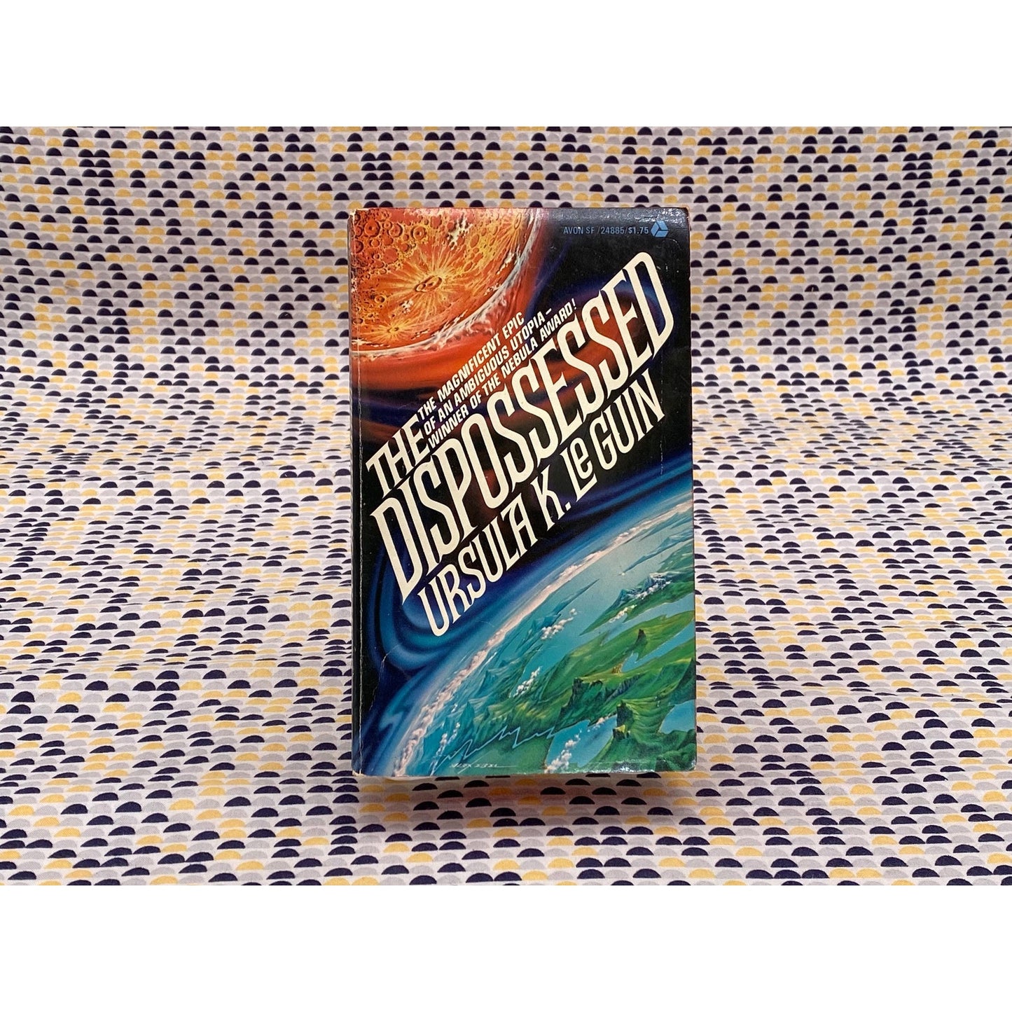 Dispossessed - Ursula K. LeGuin - Vintage Paperback Book - Avon Edition