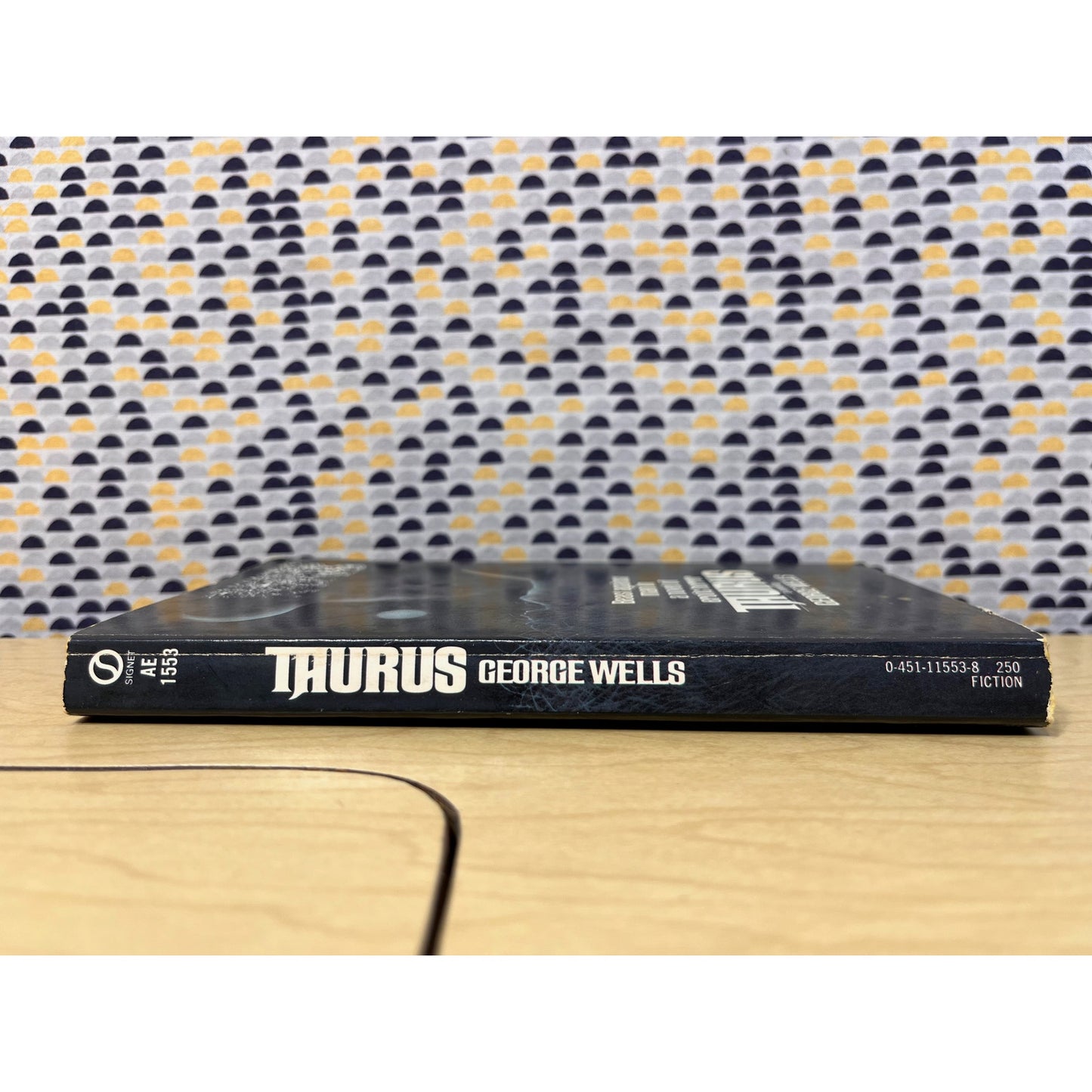 Taurus - George Wells - Signet Books - Paperback