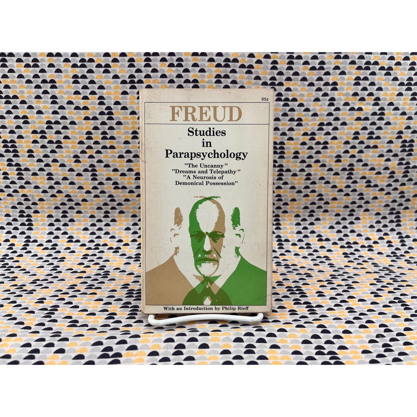 Studies In Parapsychology - Sigmund Freud - Collier Books