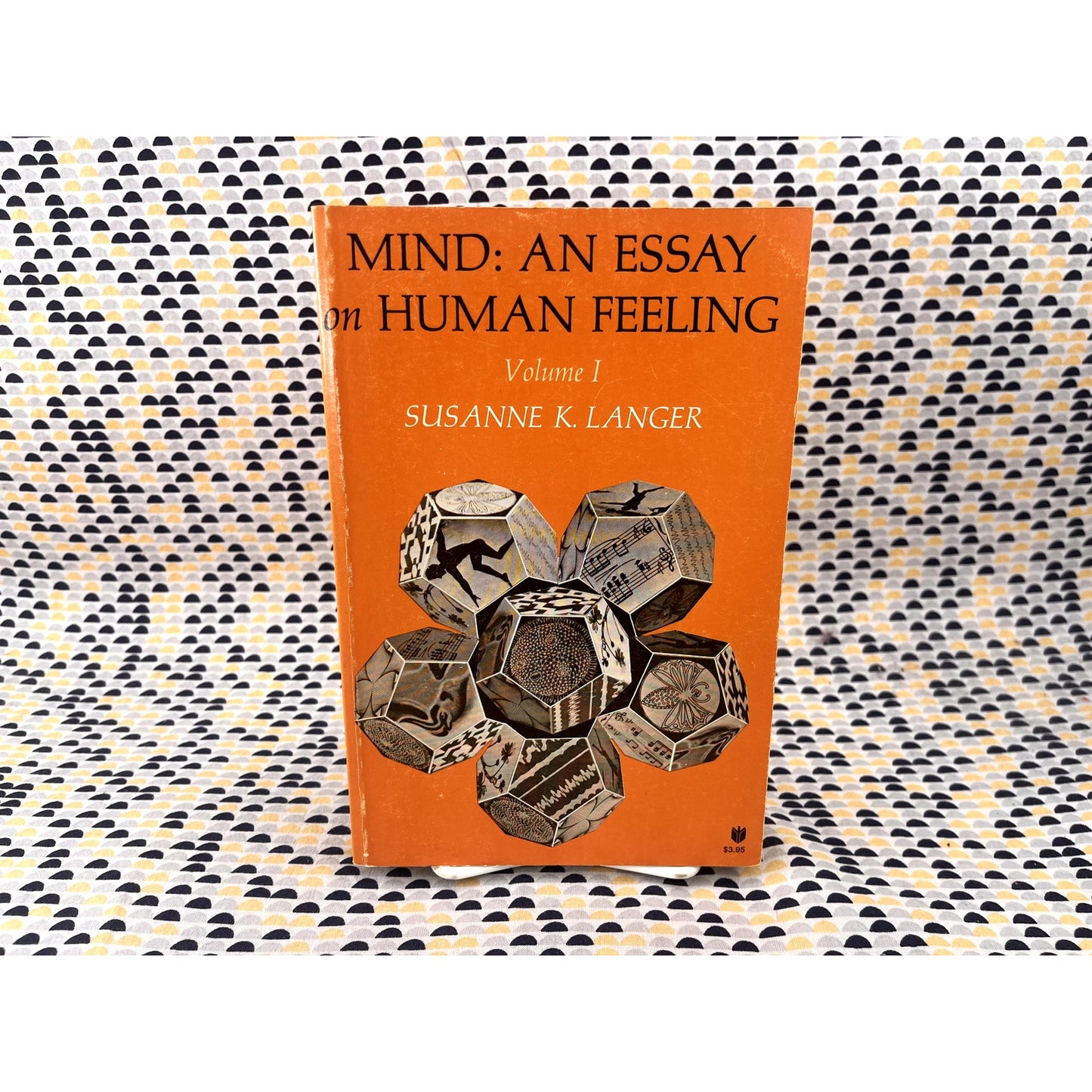Mind: An Essay on Human Feeling - Susanne K. Langer - John Hopkins Press - Paperback