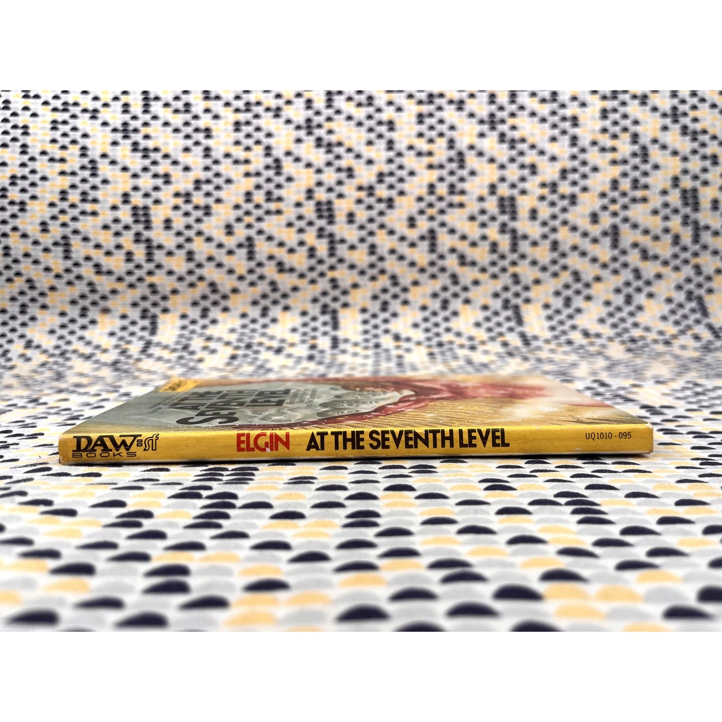 At The Seventh Level - Suzette Haden Elgin - DawBooks - Paperback