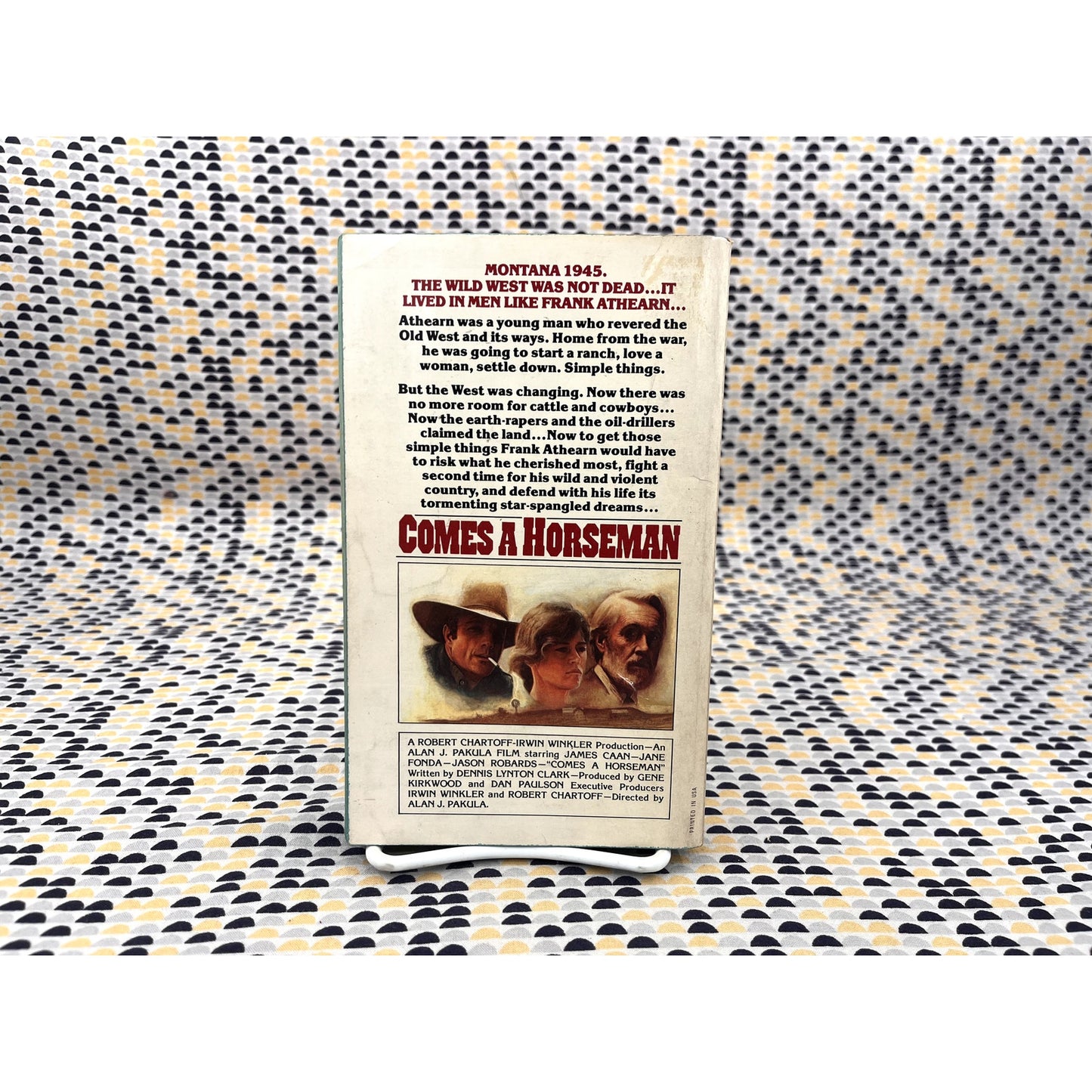 Comes A Horseman - Dennis Lynton Clark - Dell Books - Movie Tie-In Edition