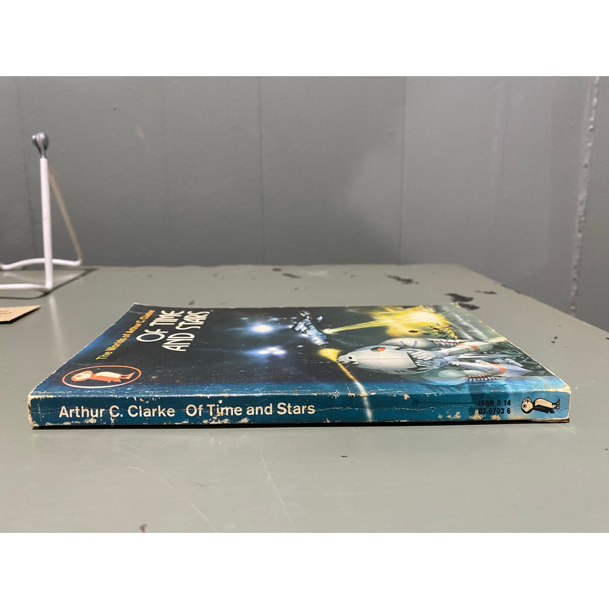 Of Time and Stars - Arthur C. Clarke - Puffin - Paperback