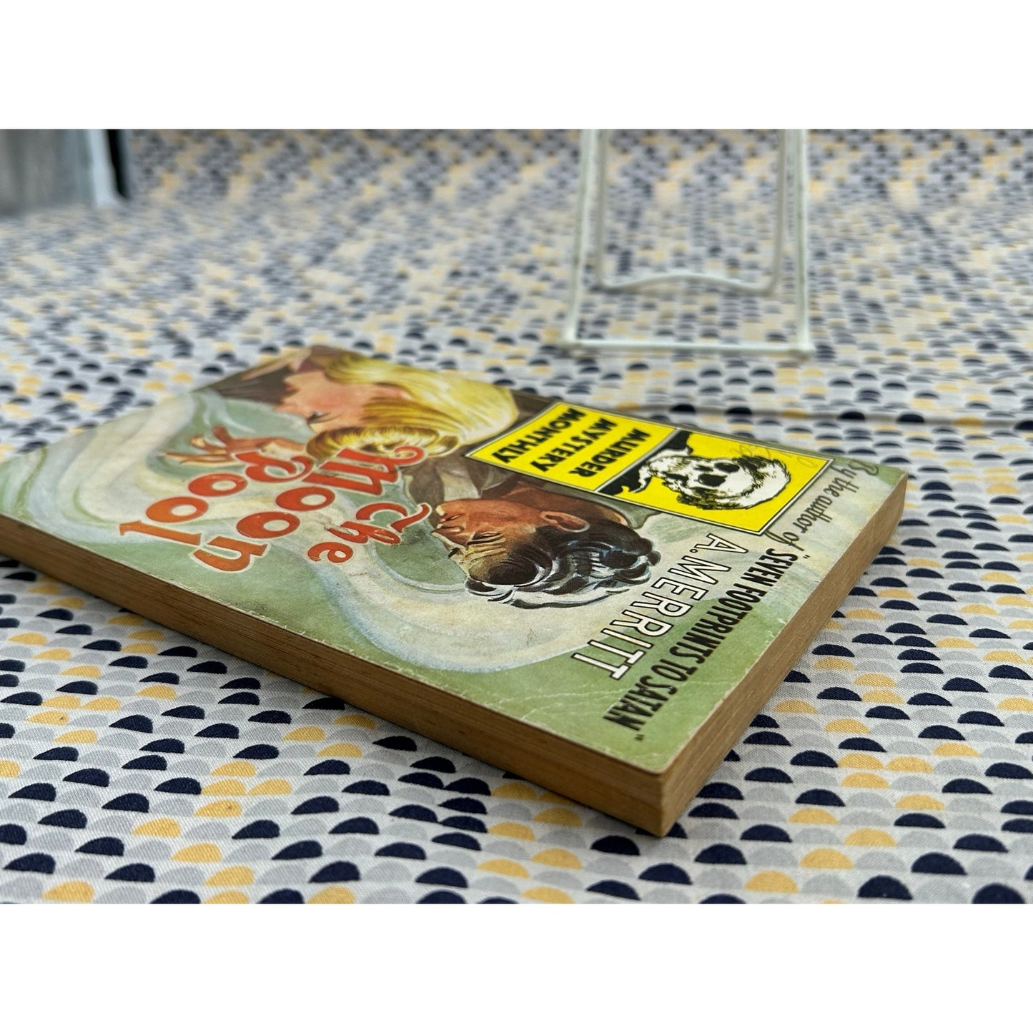 The Moon Pool - A. Merritt - Avon Murder Mystery Monthly 18 - Vintage Paperbacks