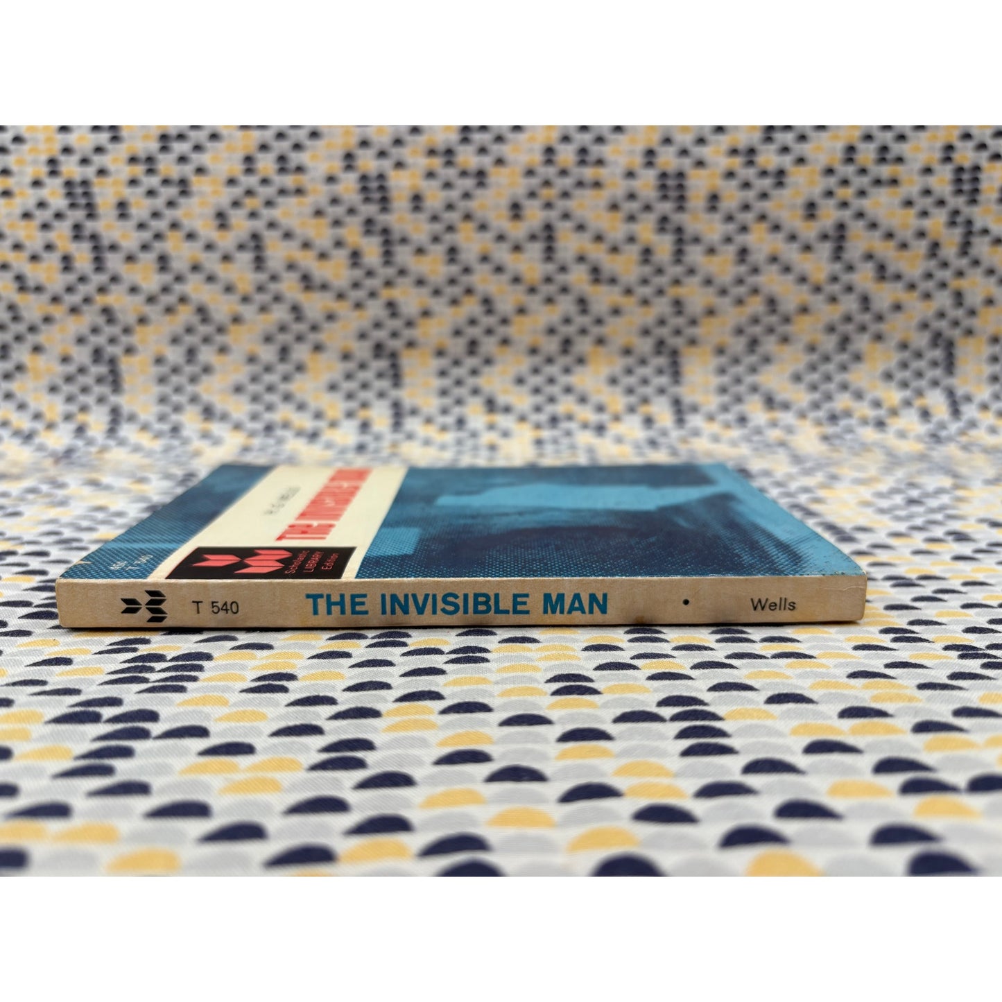 The Invisible Man - H. G. Wells - Scholastic - Paperback