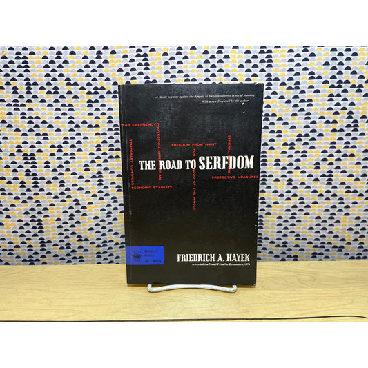 The Road to Serfdom - Friedrich A. Hayek -  Phoenix Books - Paperback