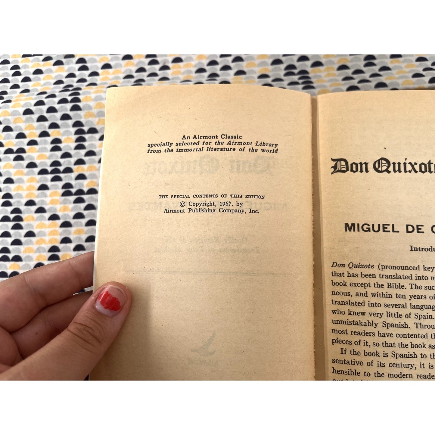 Don Quixote - Miguel De Cervantes - Airmont Books - Paperback