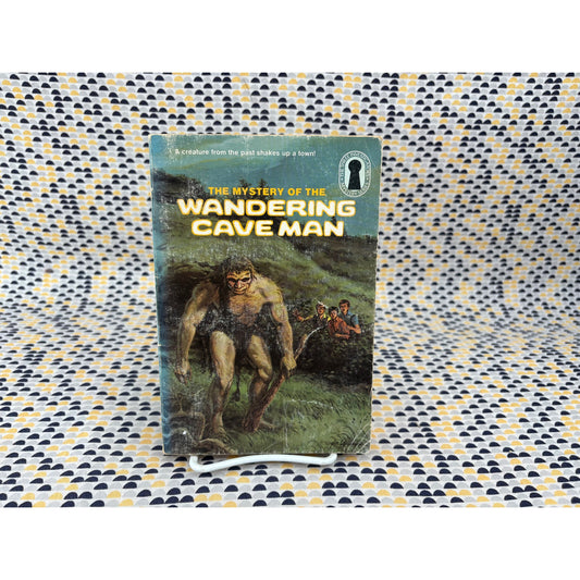 The Three Investigators - Mystery Of The Wandering Cave Man - M. V. Carey - Random House - Paperback