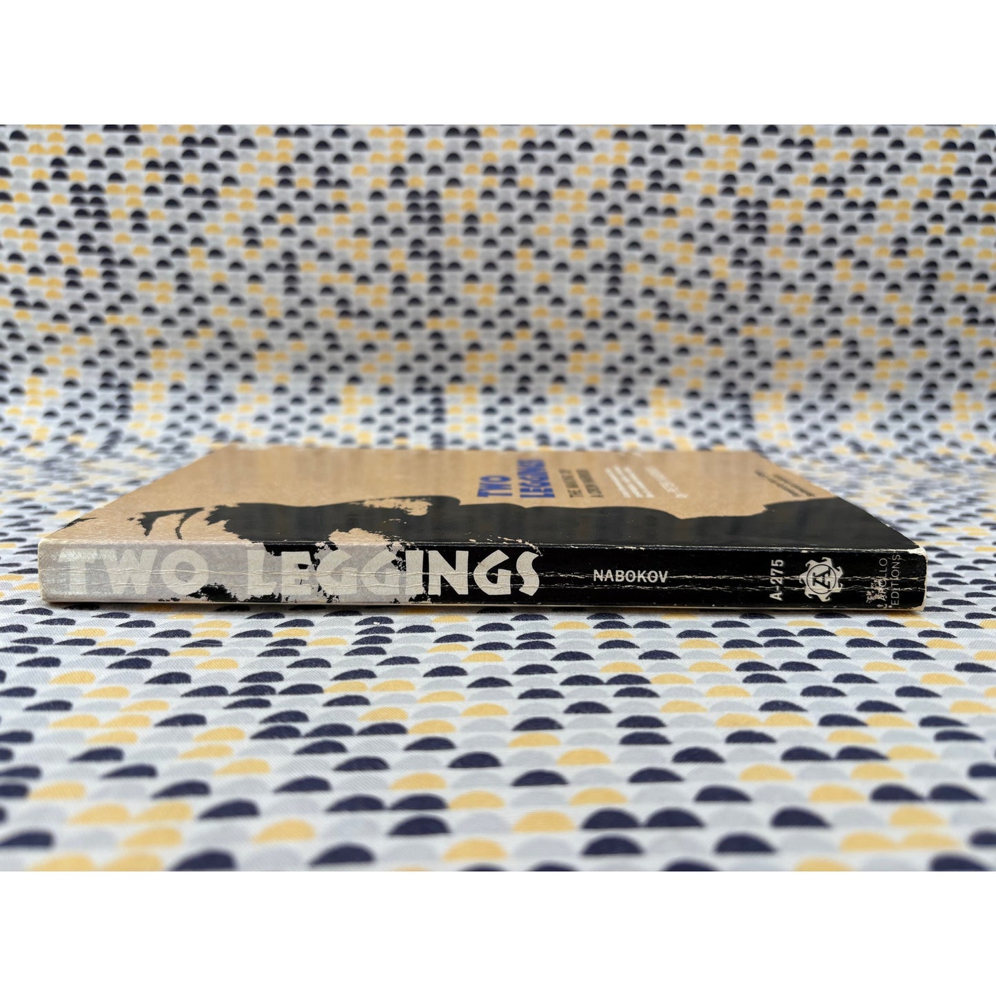 Two Leggings - Peter Nabokov - Apollo - Paperback