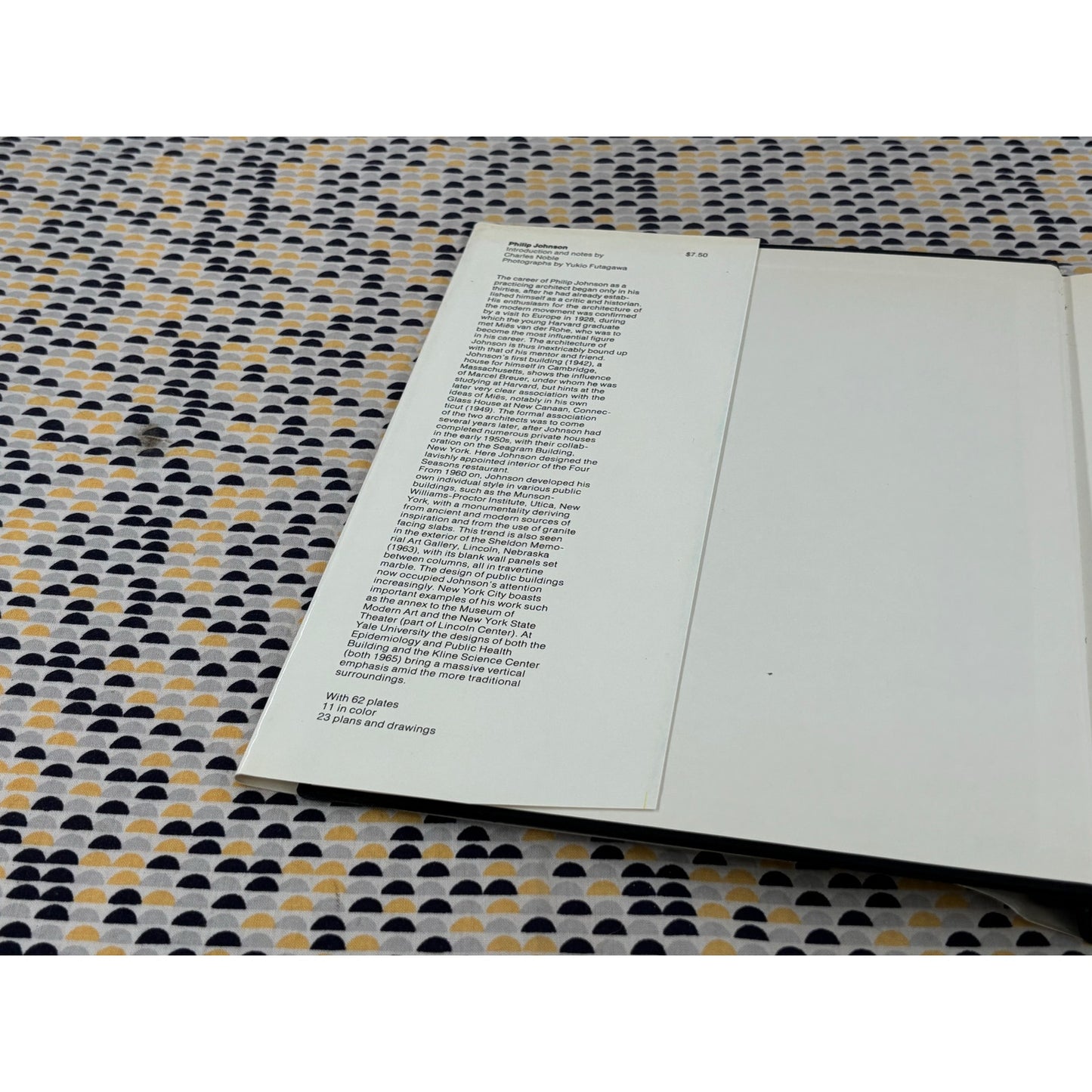 Philip Johnson - Library of Contemporary Architects - Simon and Schuster - Hardcover