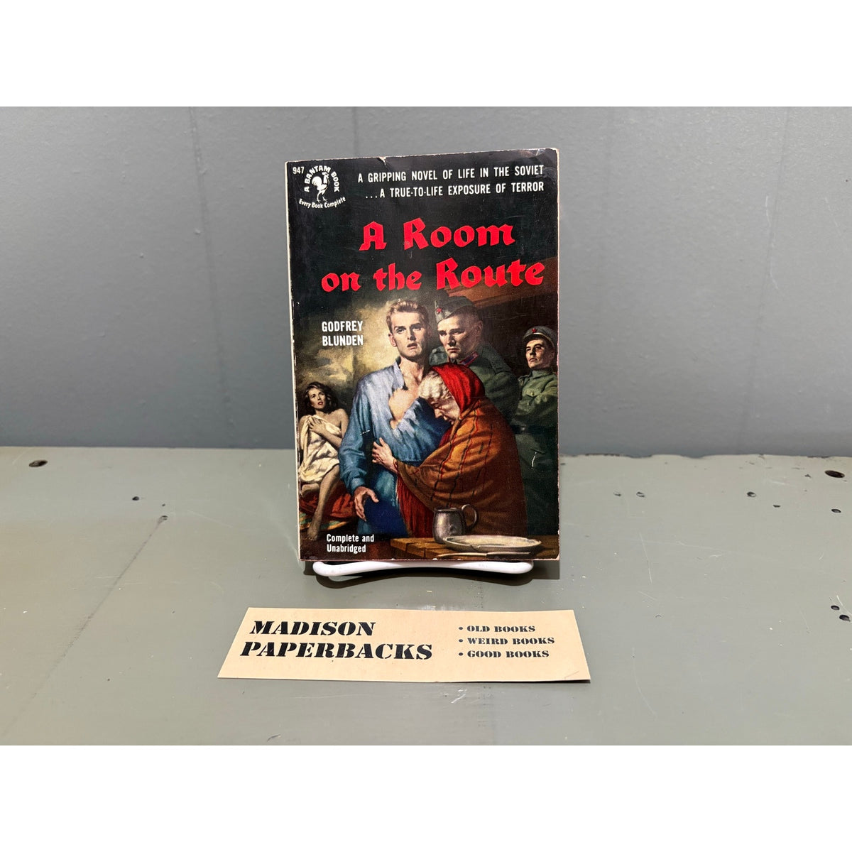 A Room on the Route - Godfrey Blunden - Bantam 947 - Vintage Paperbacks
