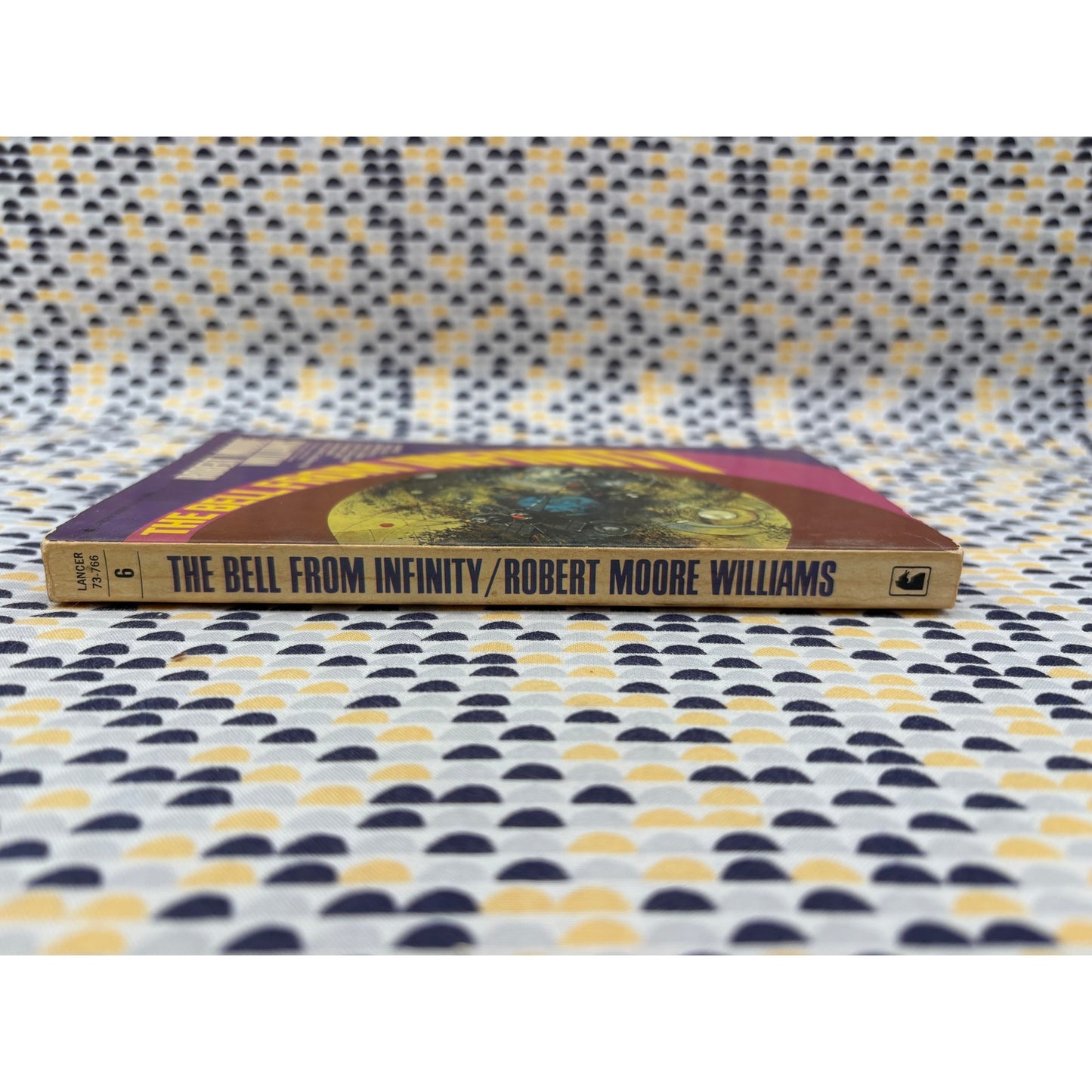 The Bell From Infinity - Robert Moore Williams - Lancer - Paperback