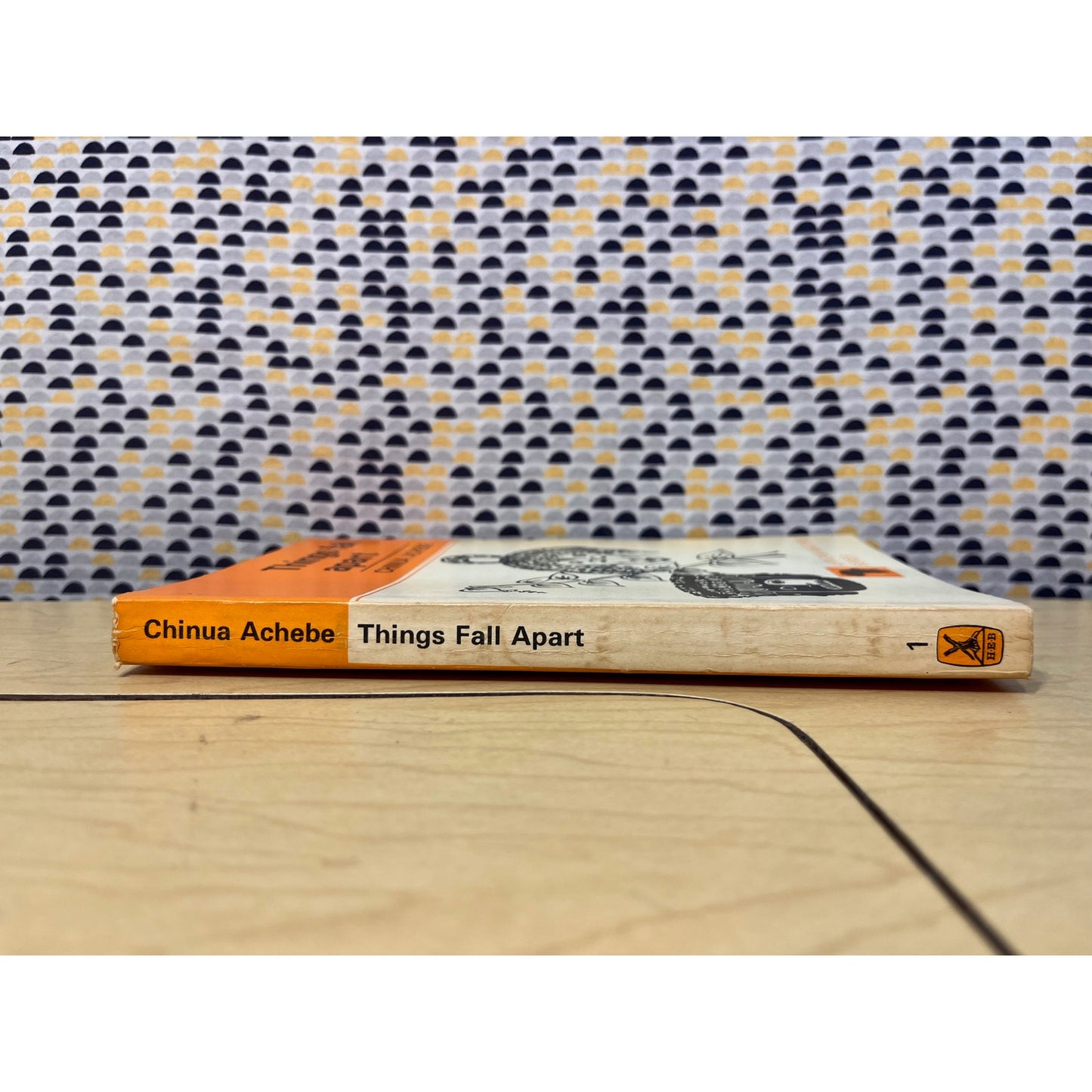 Things Fall Apart - Chinua Achebe - Heinemann African Writers Series # 1