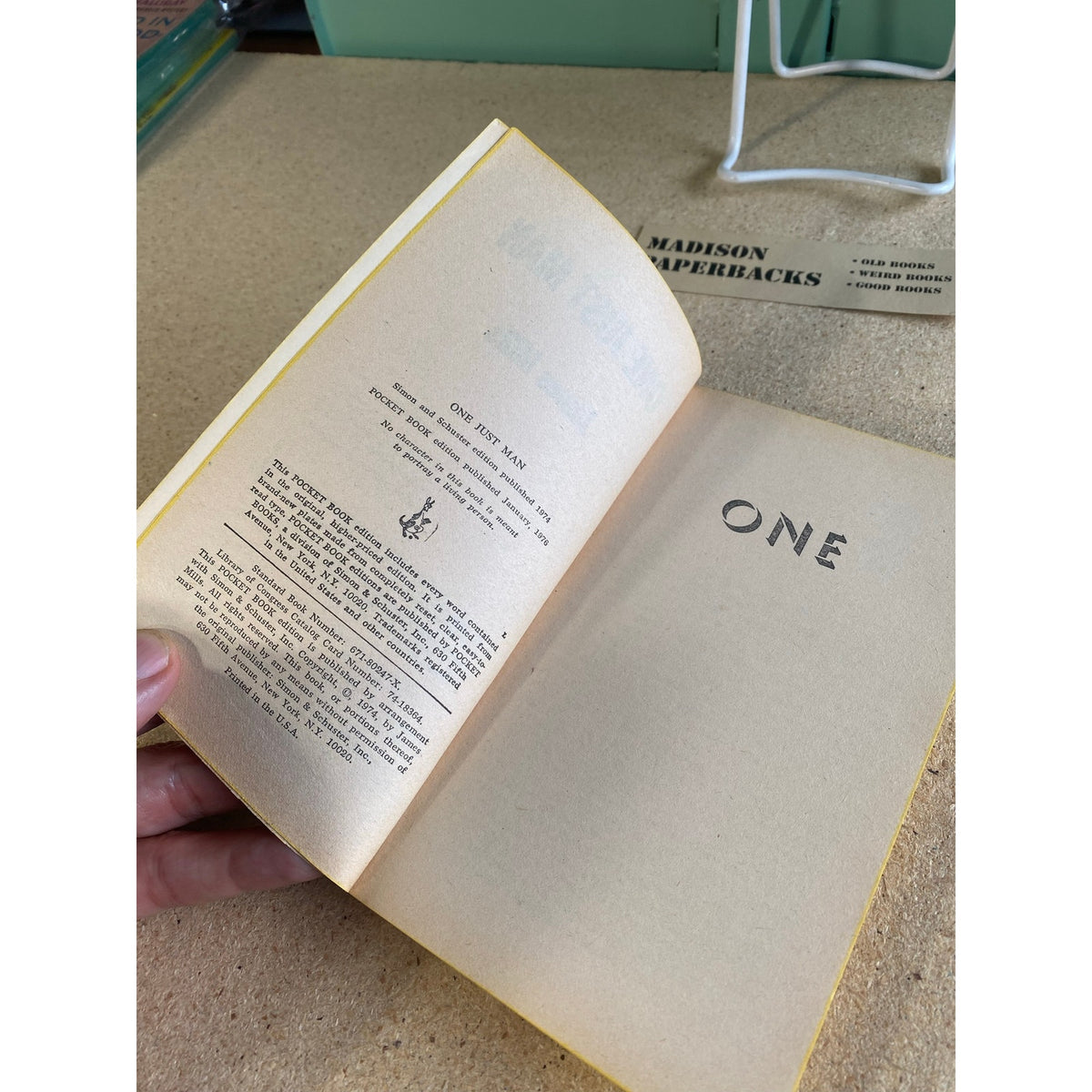 One Just Man - James Mills - Pocket - Paperback