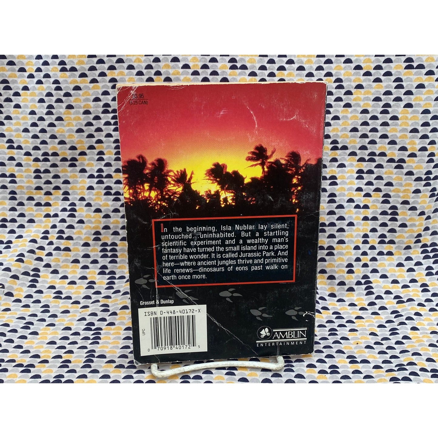 Jurassic Park - The Junior Novelization - Michael Crichton - Vintage Paperback Book - Movie Tie In - Amblin Entertainment