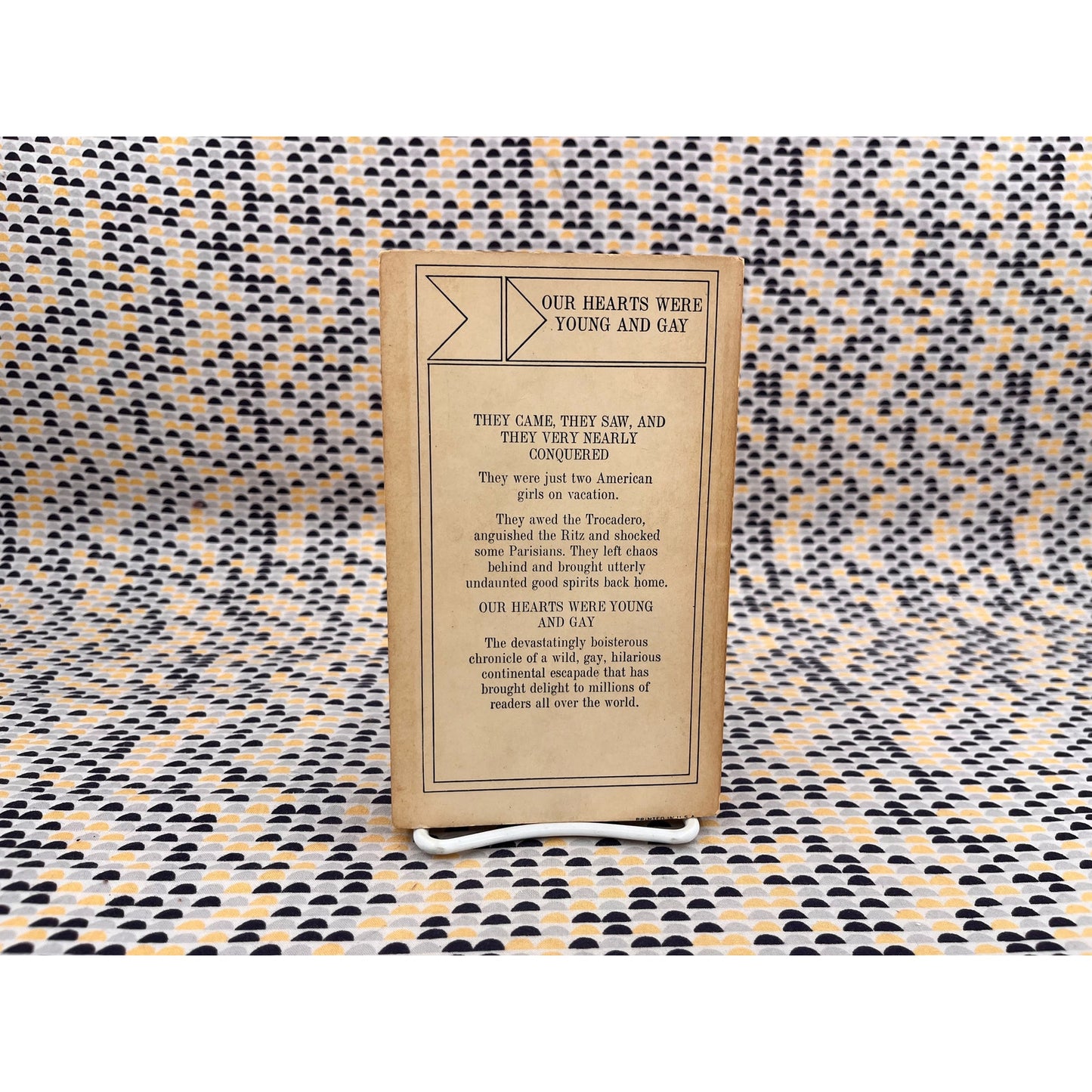 Our Hearts Were Young and Gay - Cornelia Otis Skinner & Emily Kimbrough - Bantam Books - Paperback